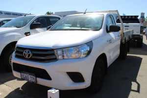 2015 Toyota Hilux GUN123R SR 4x2 White 5 Speed Manual Cab Chassis