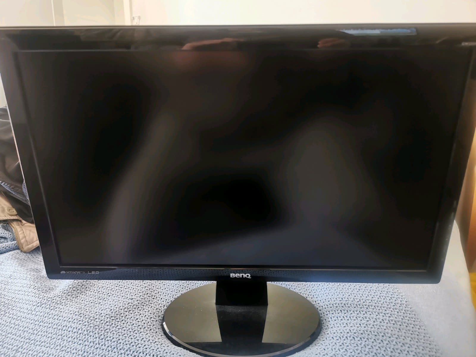 BenQ 24 FHD Wide LED LCD Monitor GL2430 1920 x 1080 5ms 250cd/m²