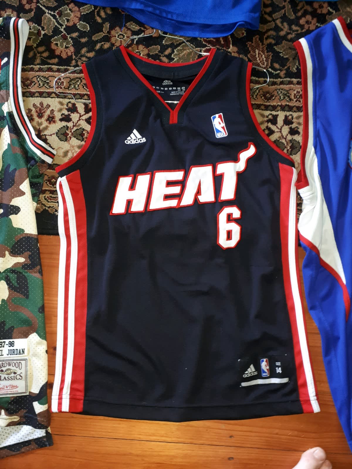 1/6 scale Enterbay LeBron James Miami heat 6 jersey only