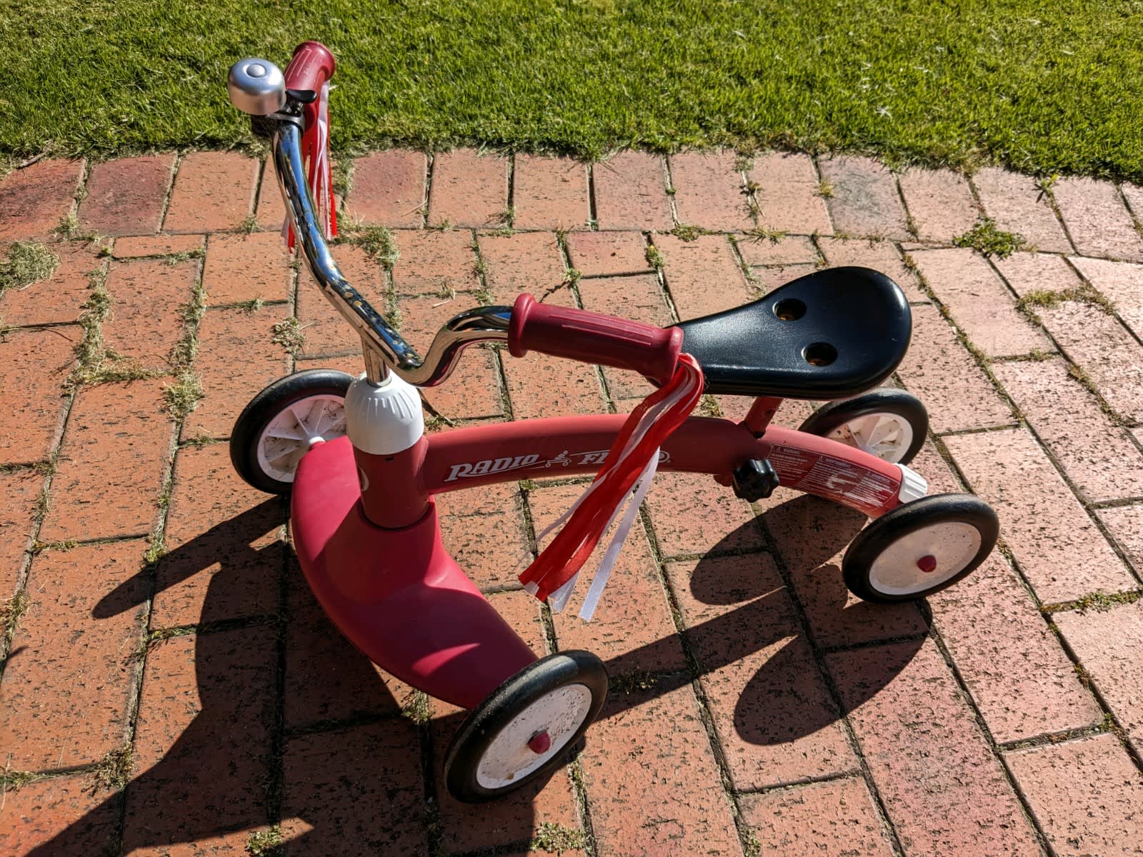 Radio flyer scoot online bike