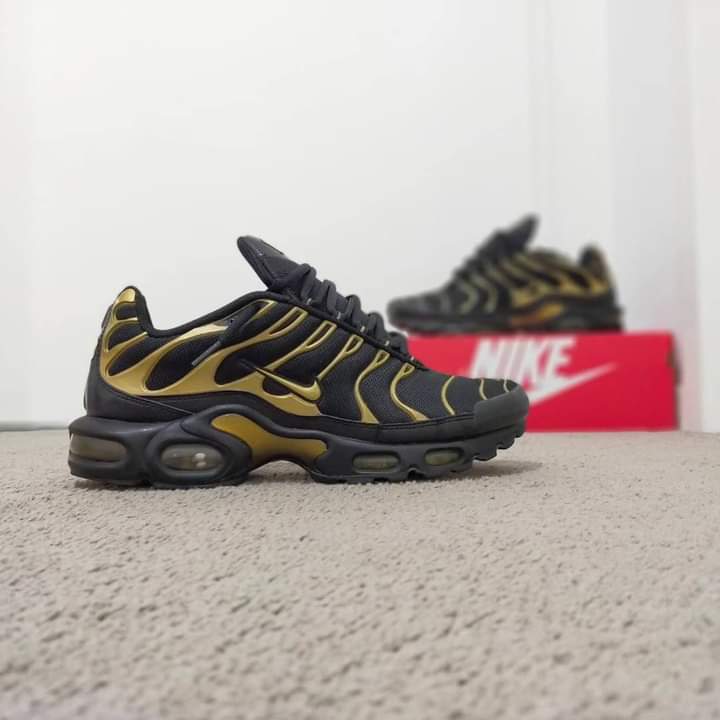 Rare deals nike tns