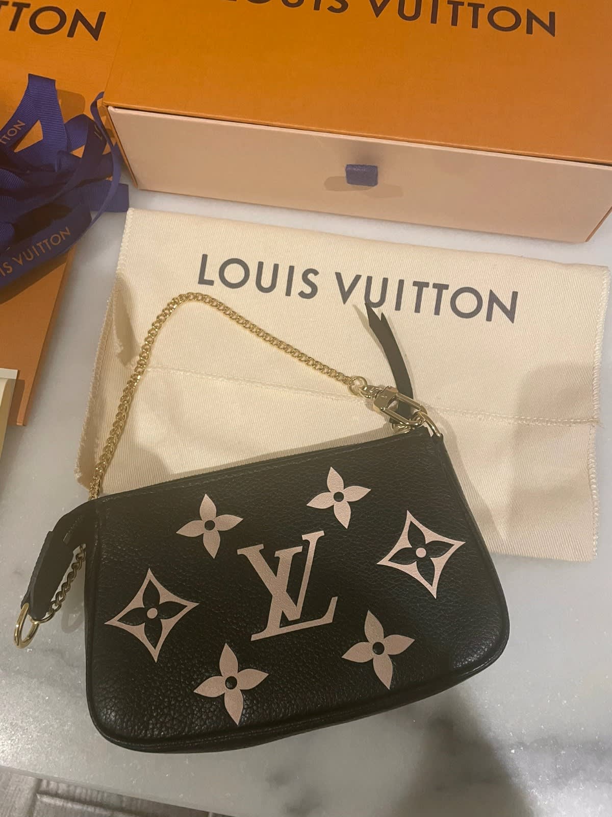 Louis Vuitton Infrarouge Infrared Pochette Metis - Point Cook, Bags, Gumtree Australia Wyndham Area - Point Cook