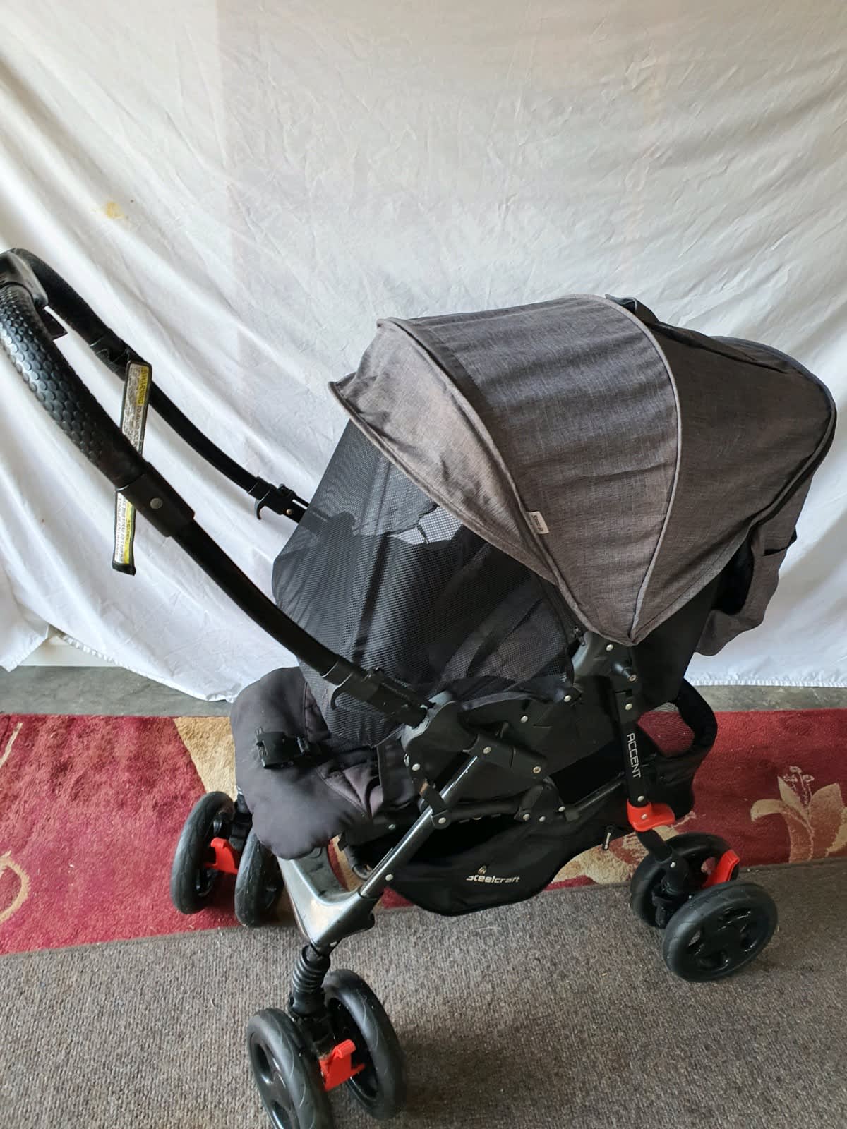 Steelcraft store accent pram