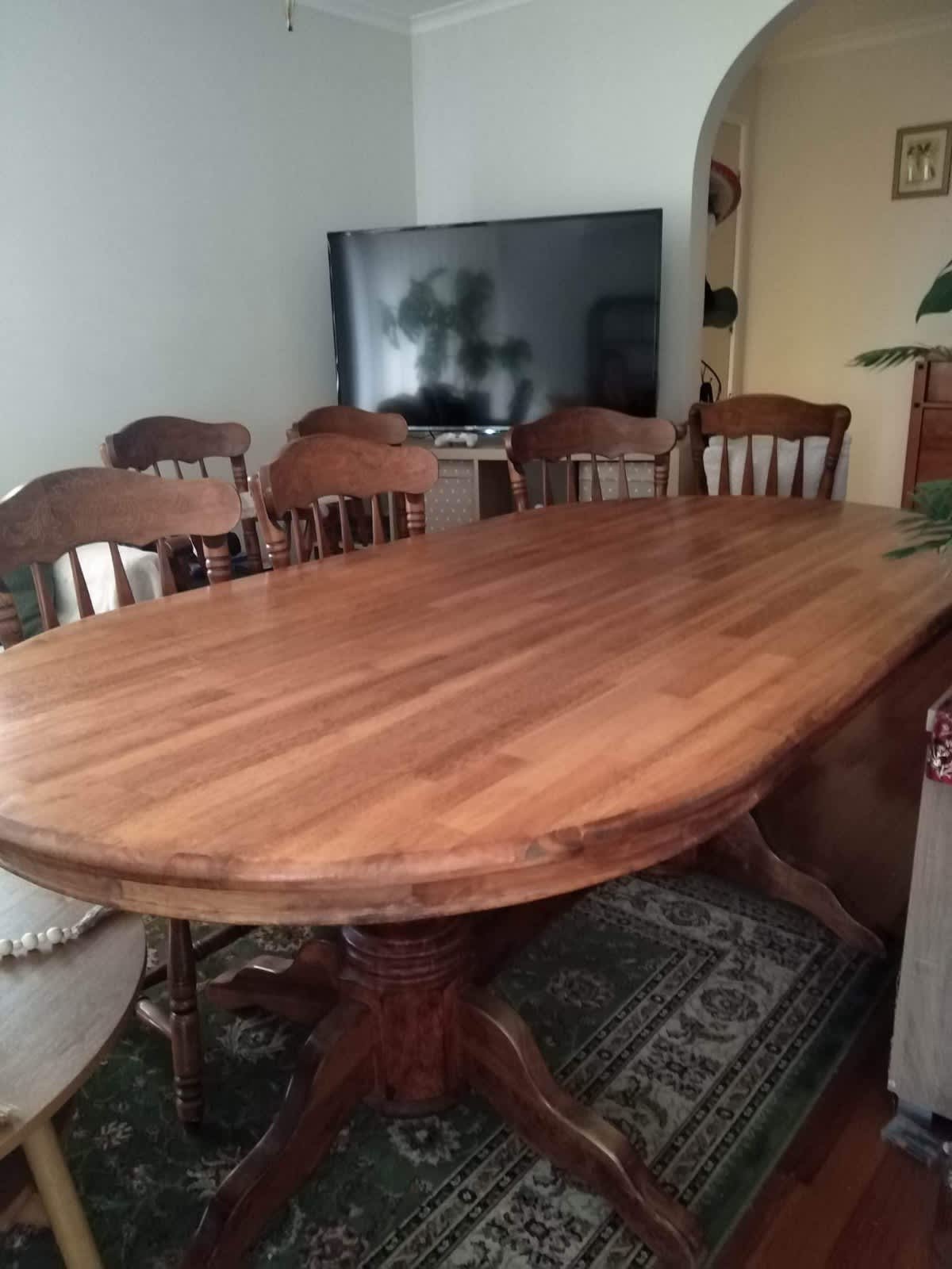 gumtree antique dining table