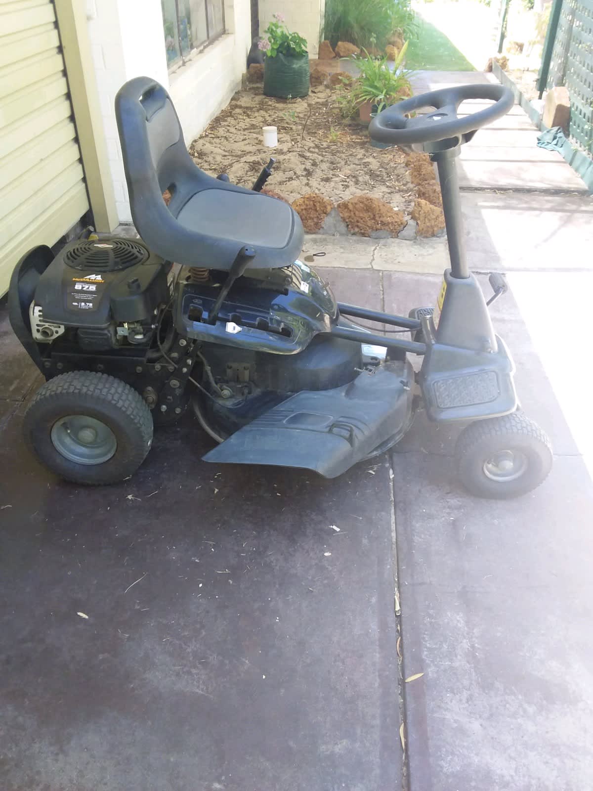 briggs stratton ride mower Garden Gumtree Australia Free Local