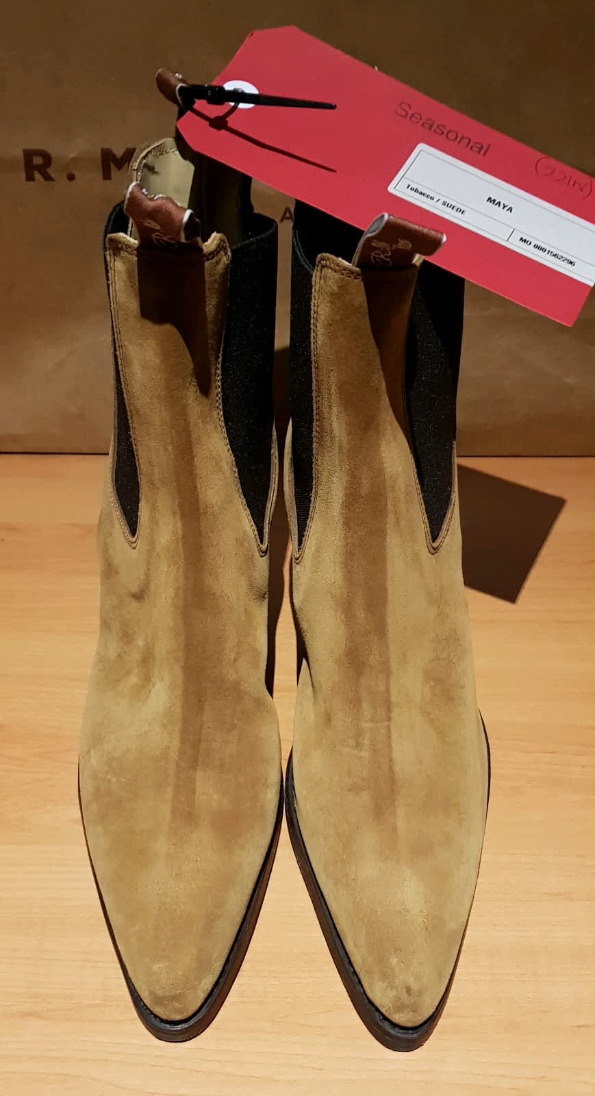 RM Williams ladies yearling boots size 8D, Women's Shoes, Gumtree  Australia Bega Valley - Bega