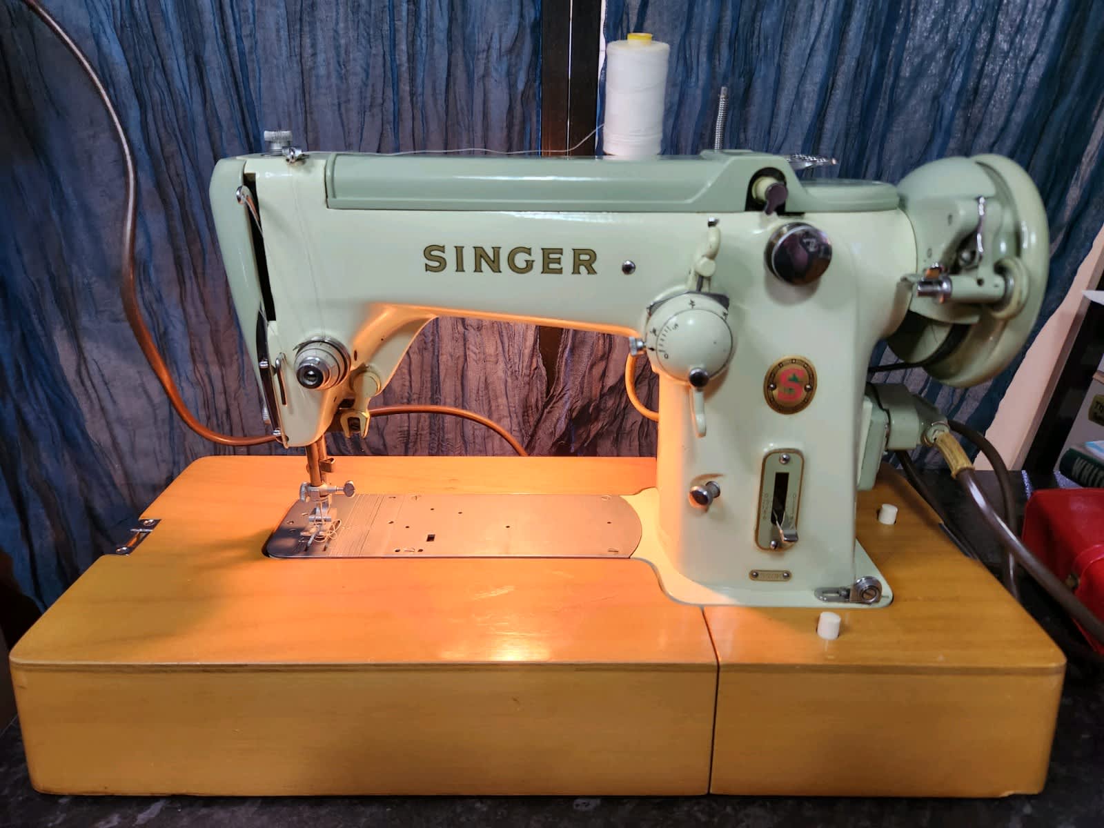 Vintage Singer Sewing Machine 306k 319k 320k Rotary Hook / Case / Bobbin