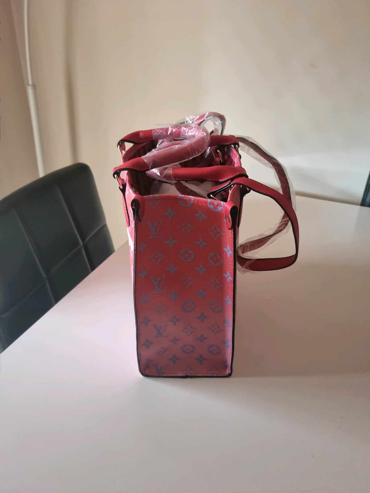 Louis Vuitton Toiletry Pouch 26 Availability 8544