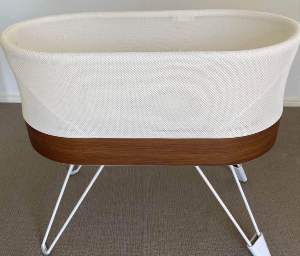 Used 2024 snoo bassinet