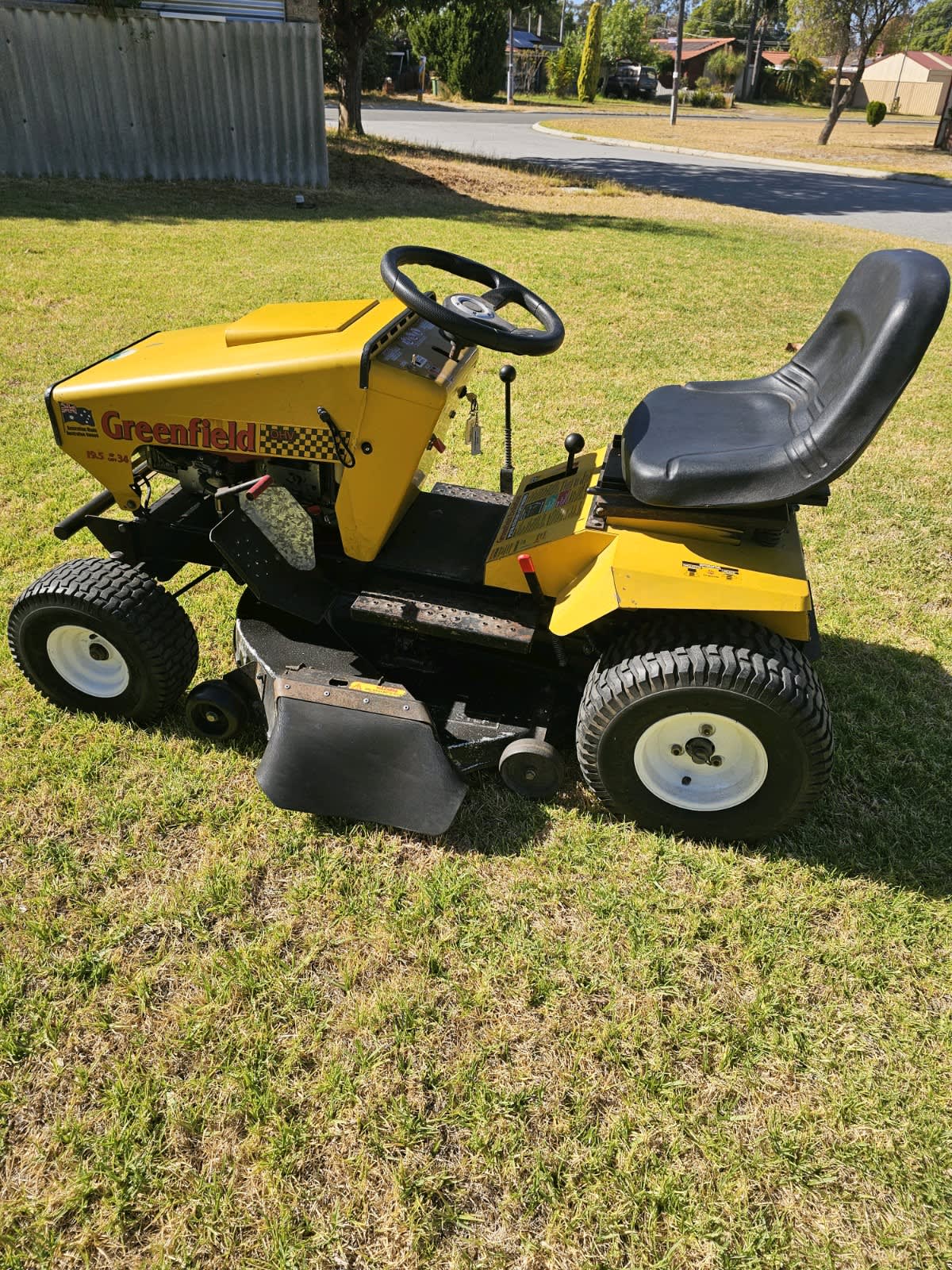 Greenfield cheap push mower