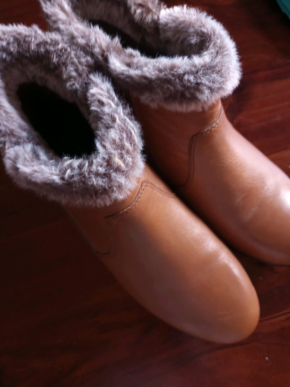RM Williams Chinchilla boots - Bordeaux Size 8, Men's Shoes, Gumtree  Australia Queanbeyan Area - Queanbeyan