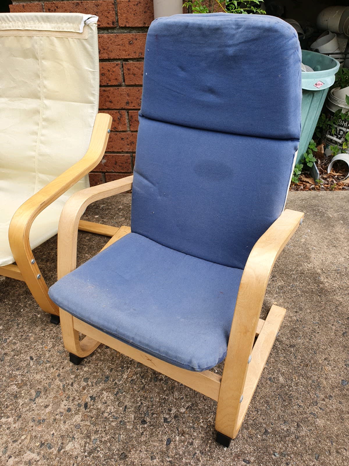 second hand poang chair