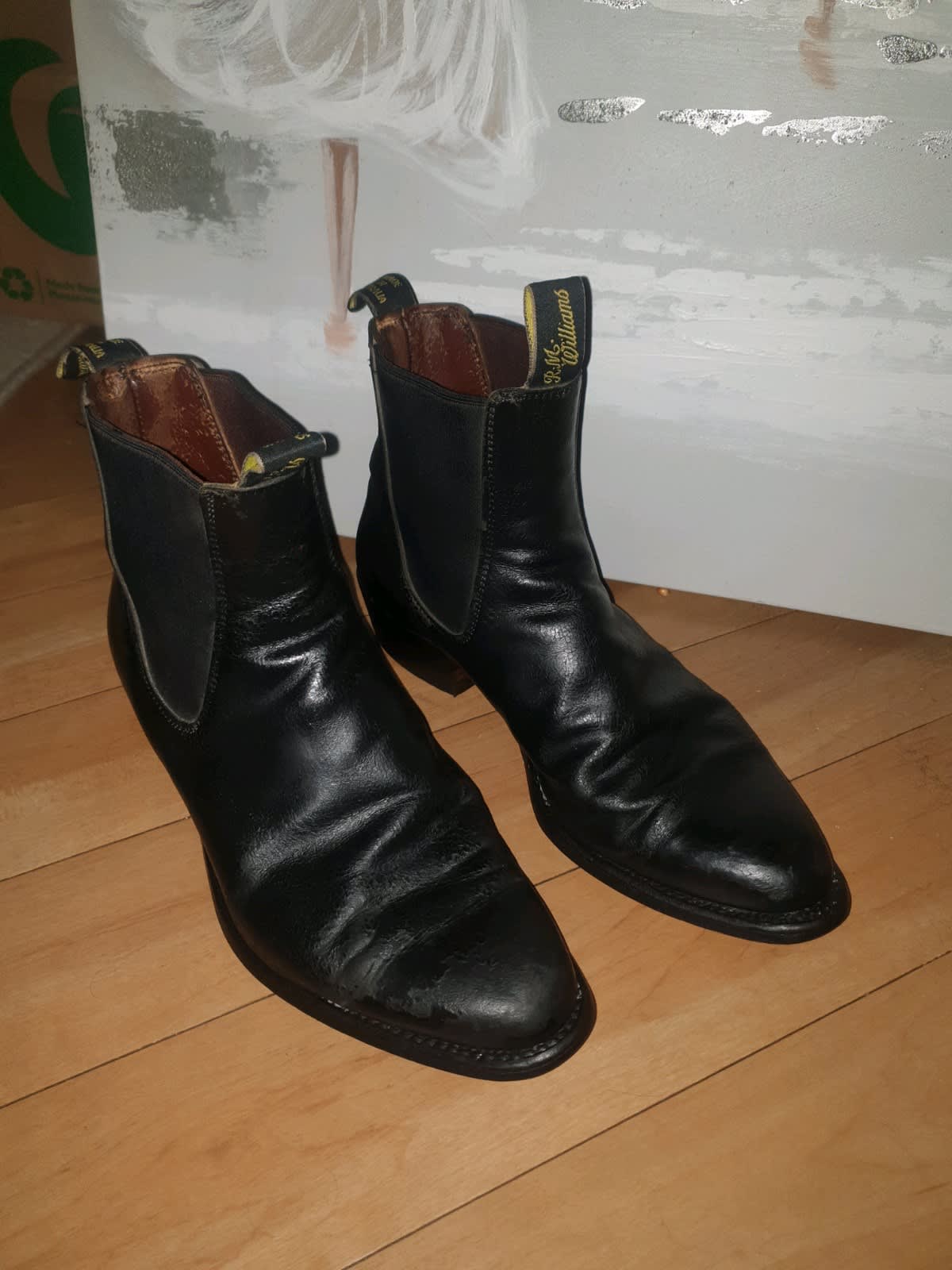 RM Williams Chinchilla boots - Bordeaux Size 8, Men's Shoes, Gumtree  Australia Queanbeyan Area - Queanbeyan