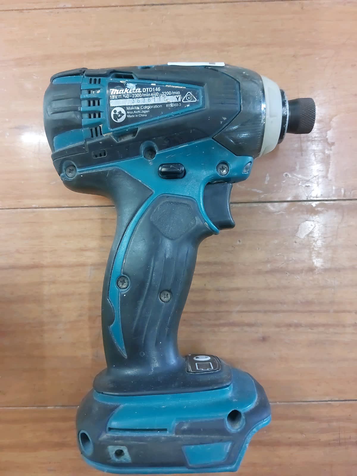 Makita dtd146 online 18v