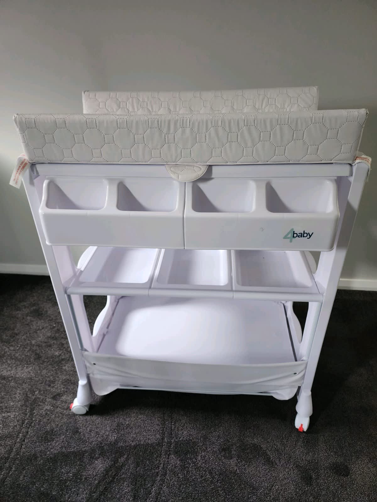 4baby deluxe outlet bath changer