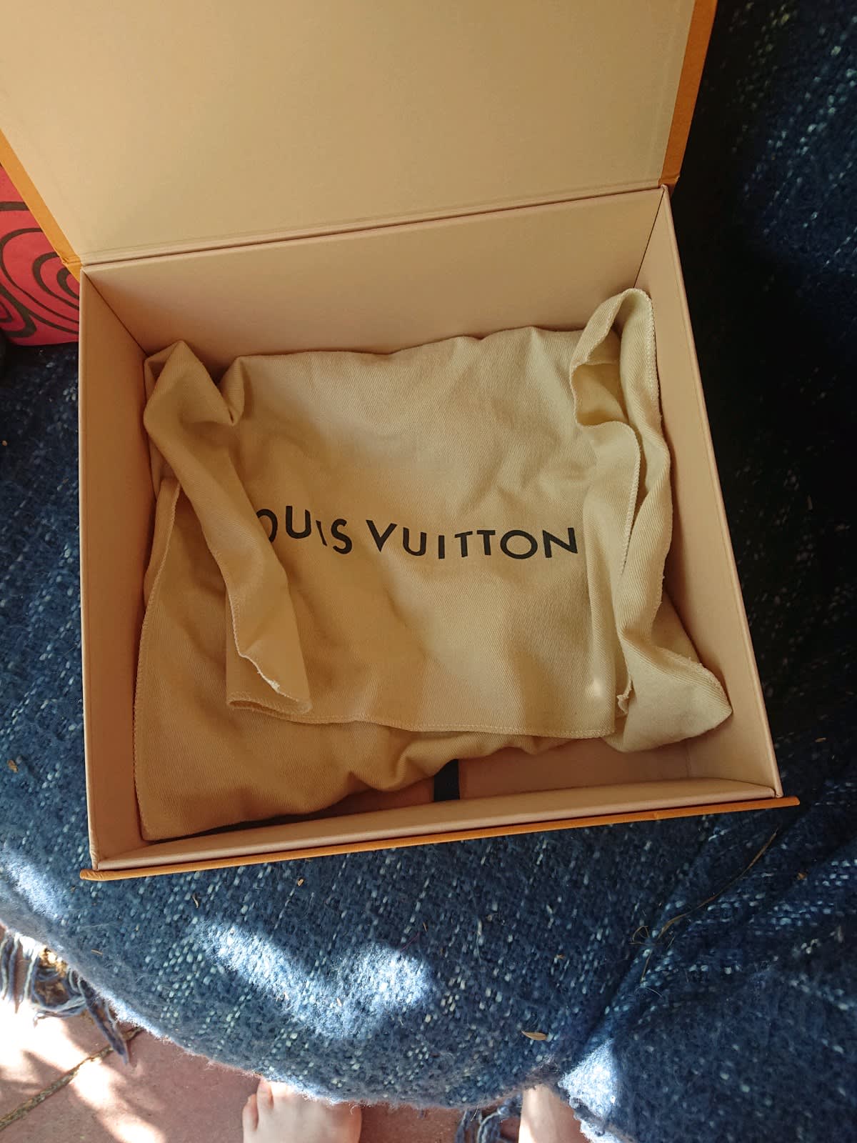 Louis Vuitton Flip Box- Box Only - small Size. 31 x 21 x 5.5cm