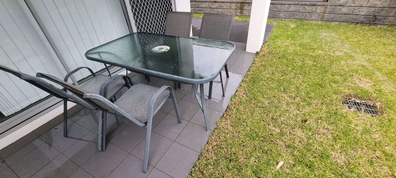 outdoor table chairs gumtree