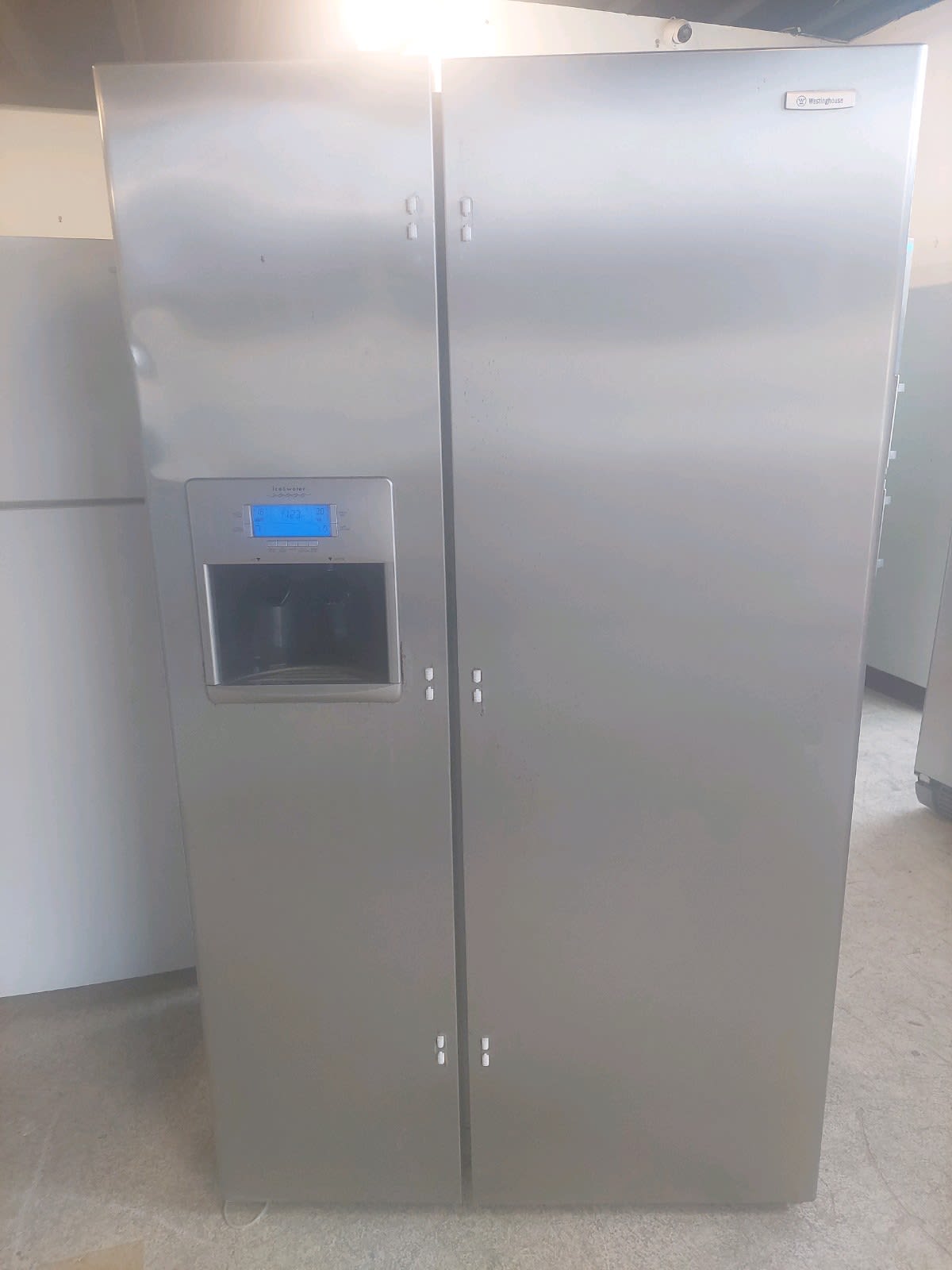 westinghouse 620l side by side fridge wse6200sa