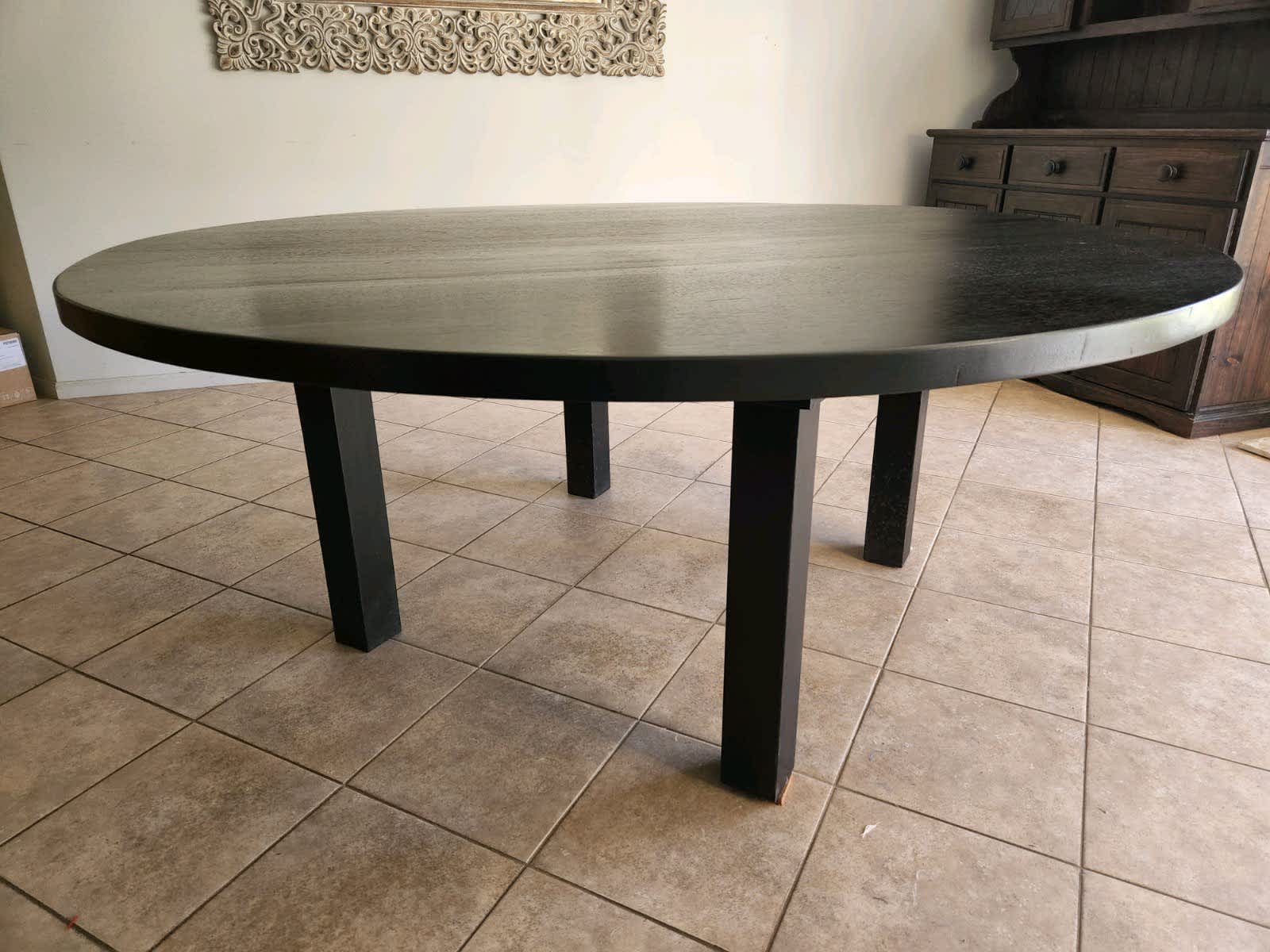 36 inch round black table