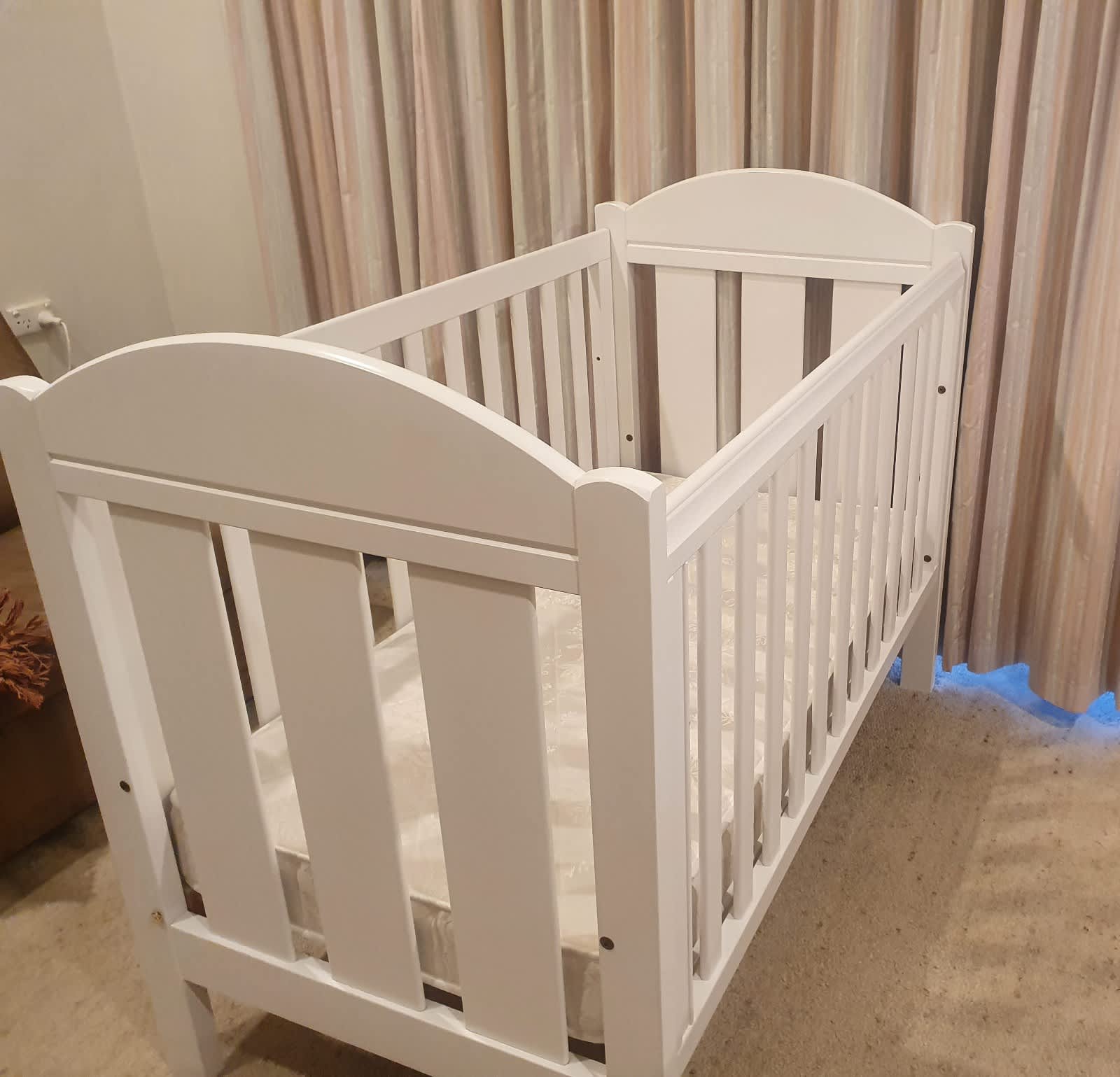 King parrot boori clearance cot