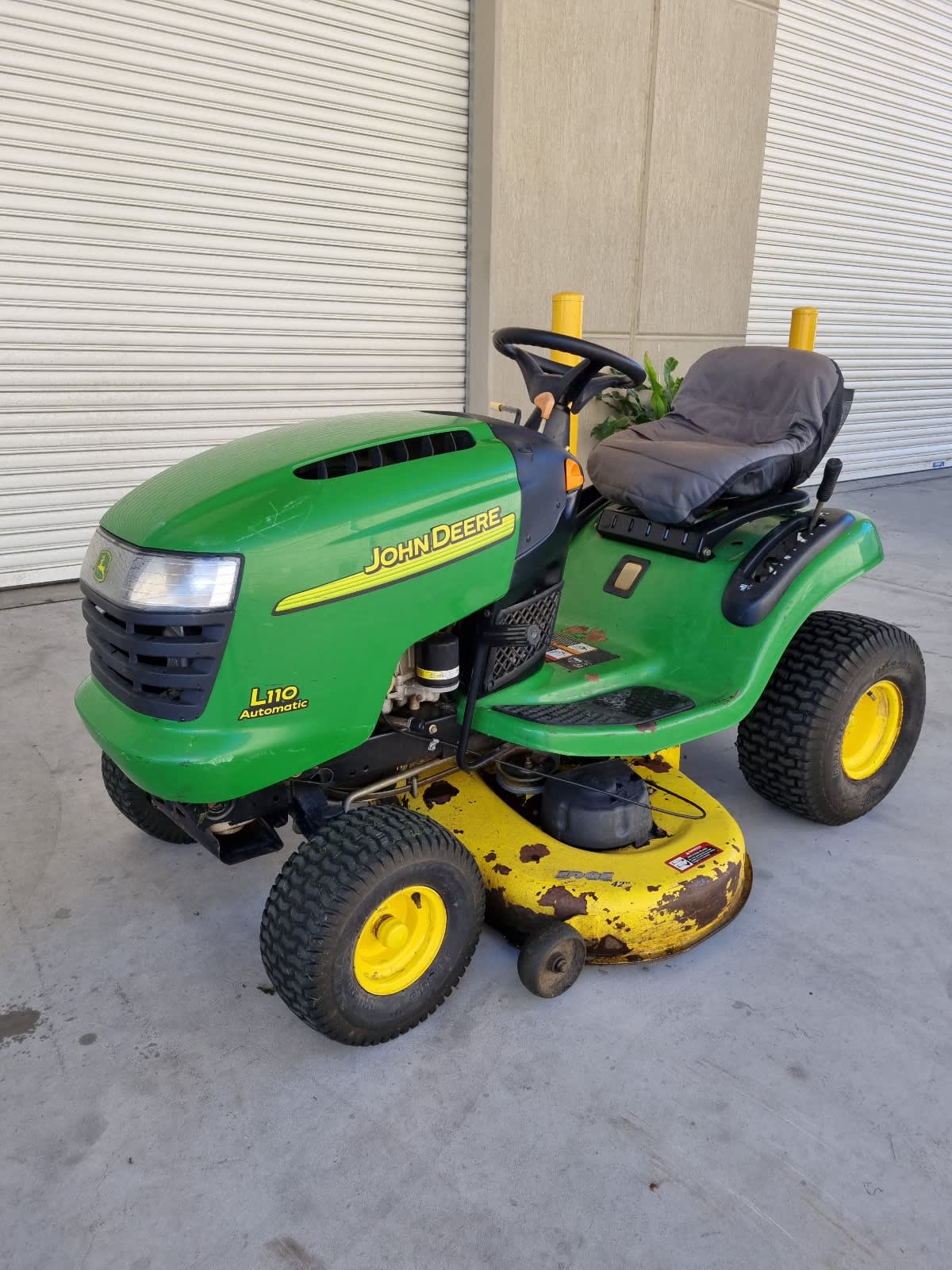 Sale on john 2024 deere riding mowers