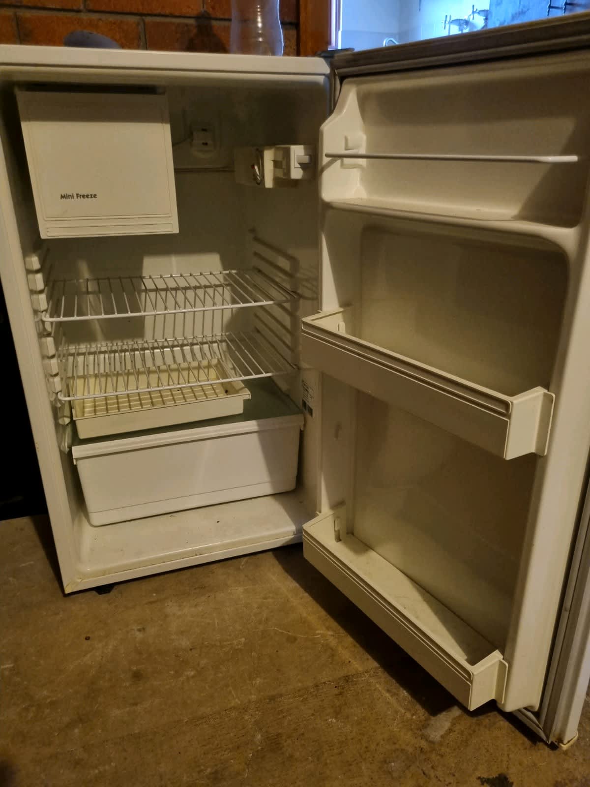 table top fridge gumtree