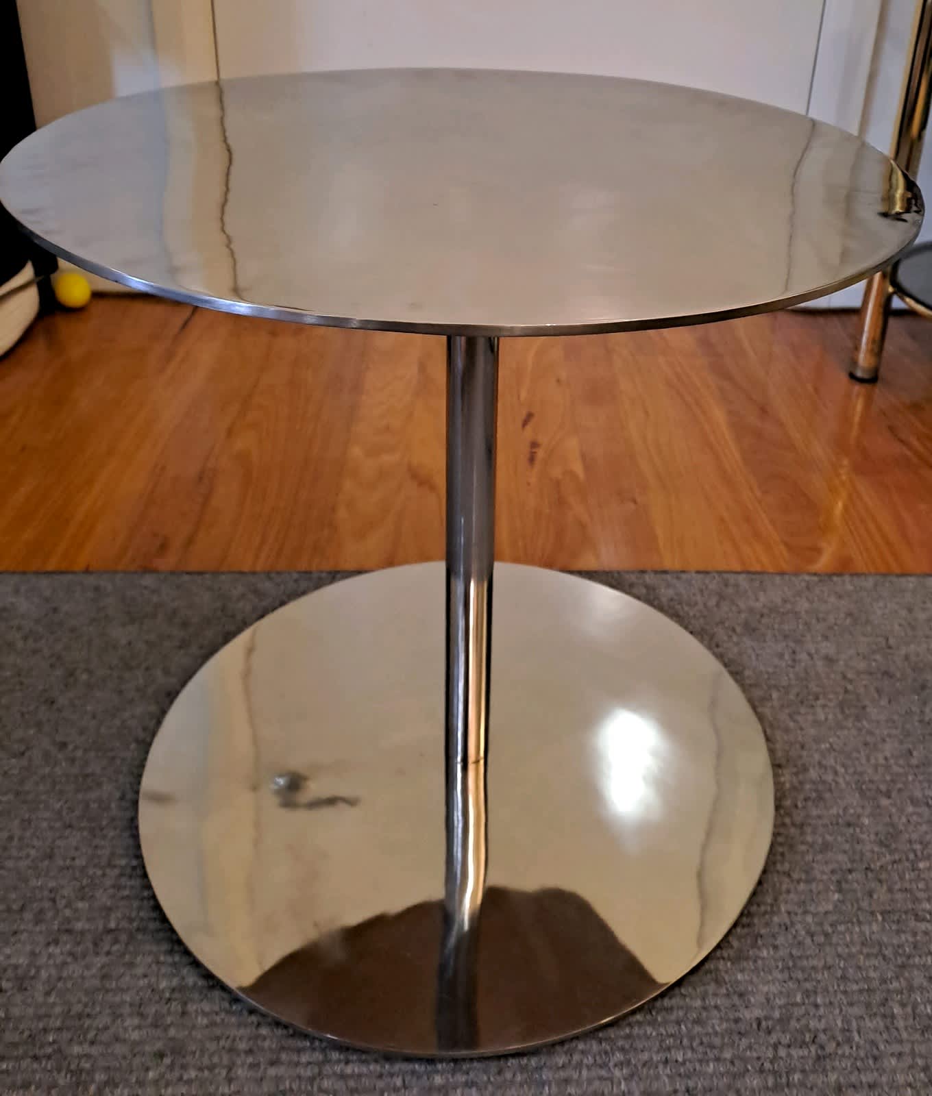 gumtree round coffee table