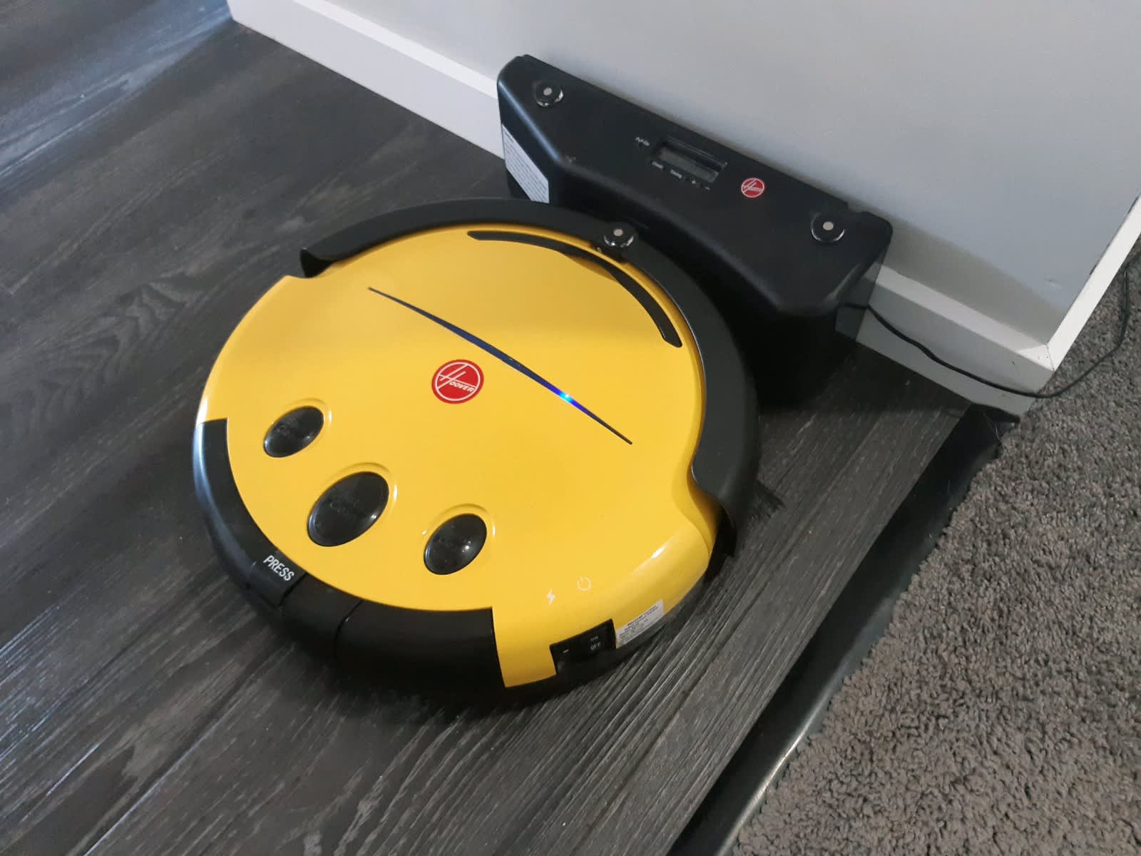 hoover robby robot vacuum