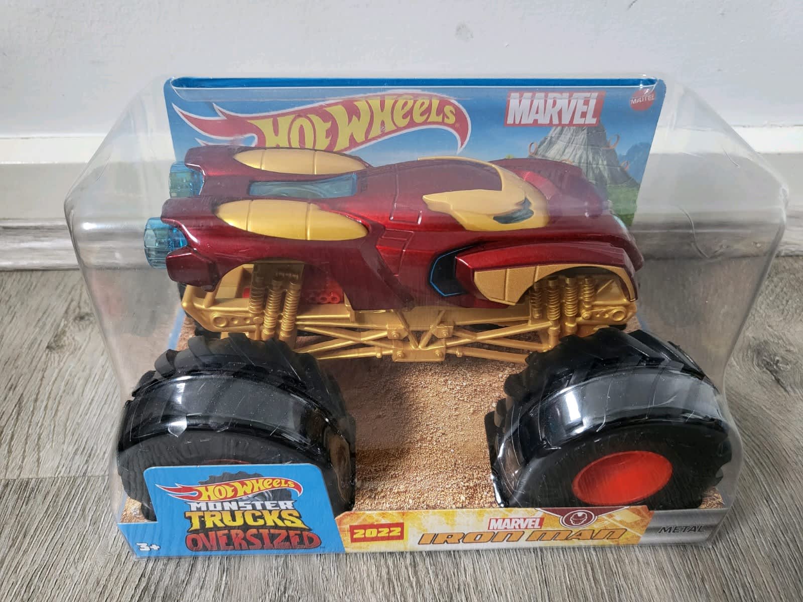  Hot Wheels Oversized Monster Truck Iron Man 2022