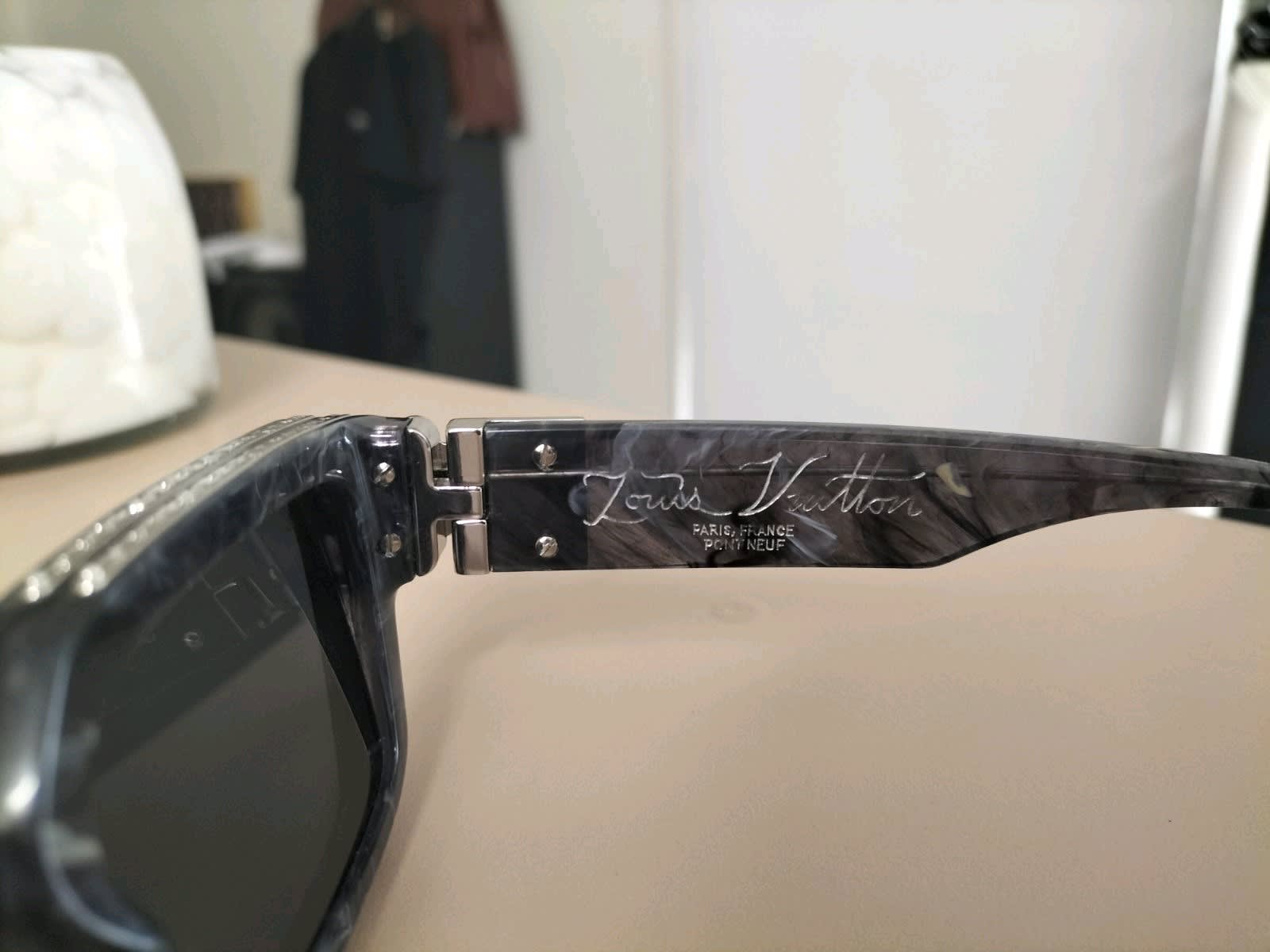 LOUIS VUITTON 1.1 MILLIONAIRE SUNGLASSES IN GRIS/MARBLED GRAY