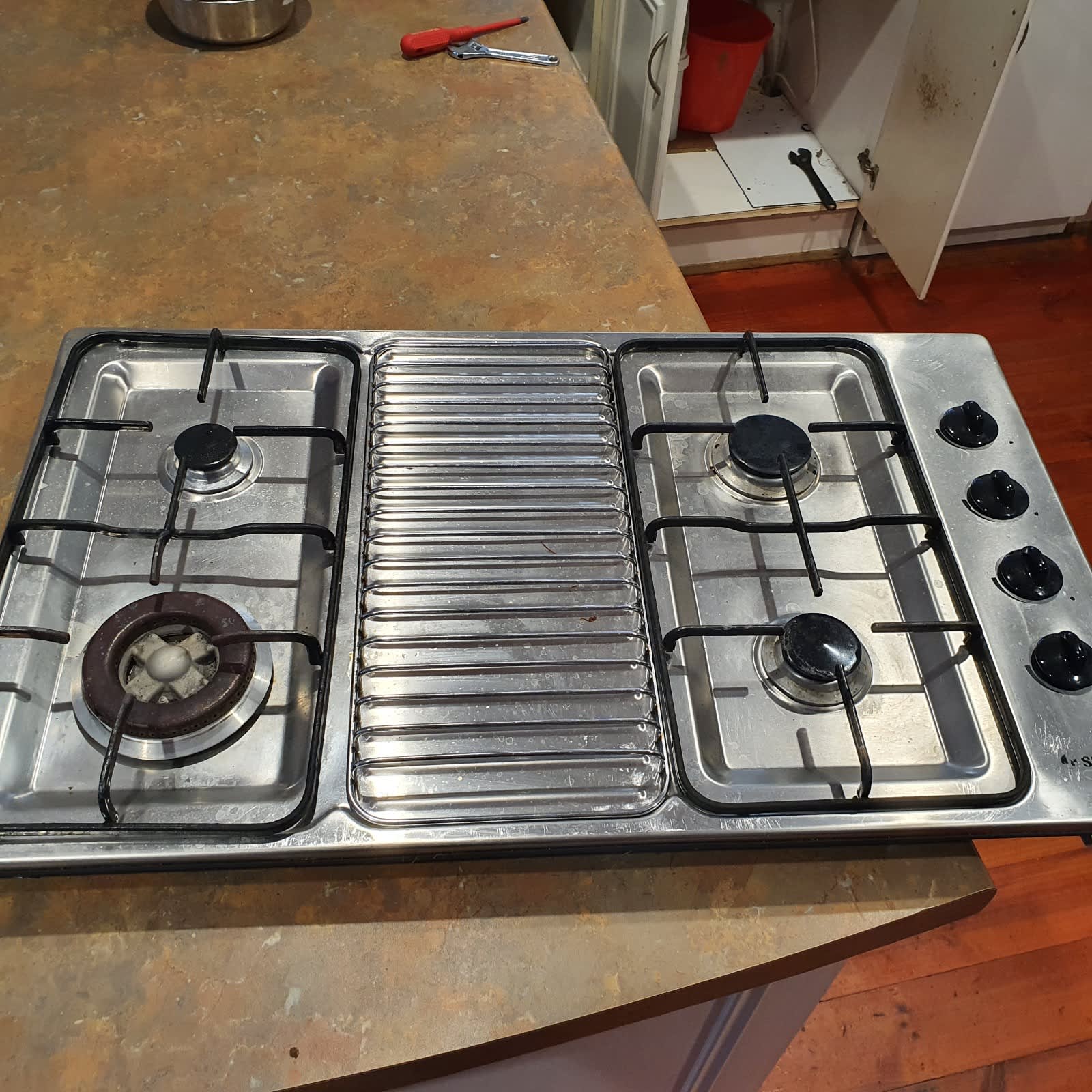 simpson electric cooktop