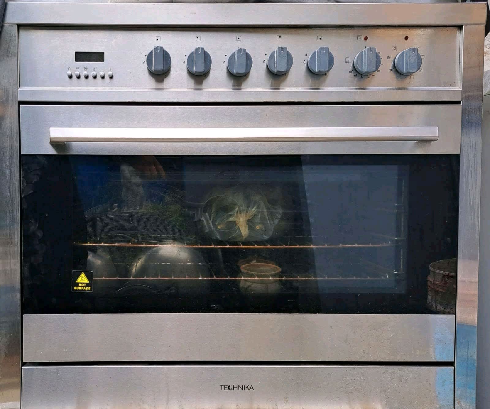 whirlpool freestanding oven 900mm