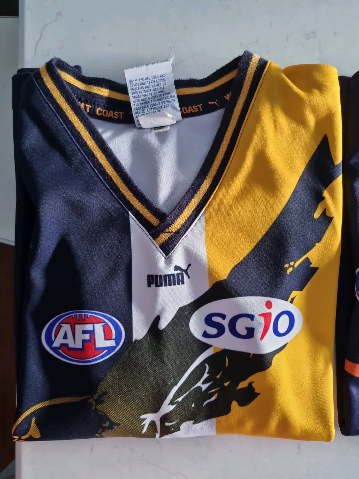 WEST COAST EAGLES AFL HOME FOOTBALL GUERNSEY JERSEY VEST SHIRT PUMA MENS  2XL/3XL