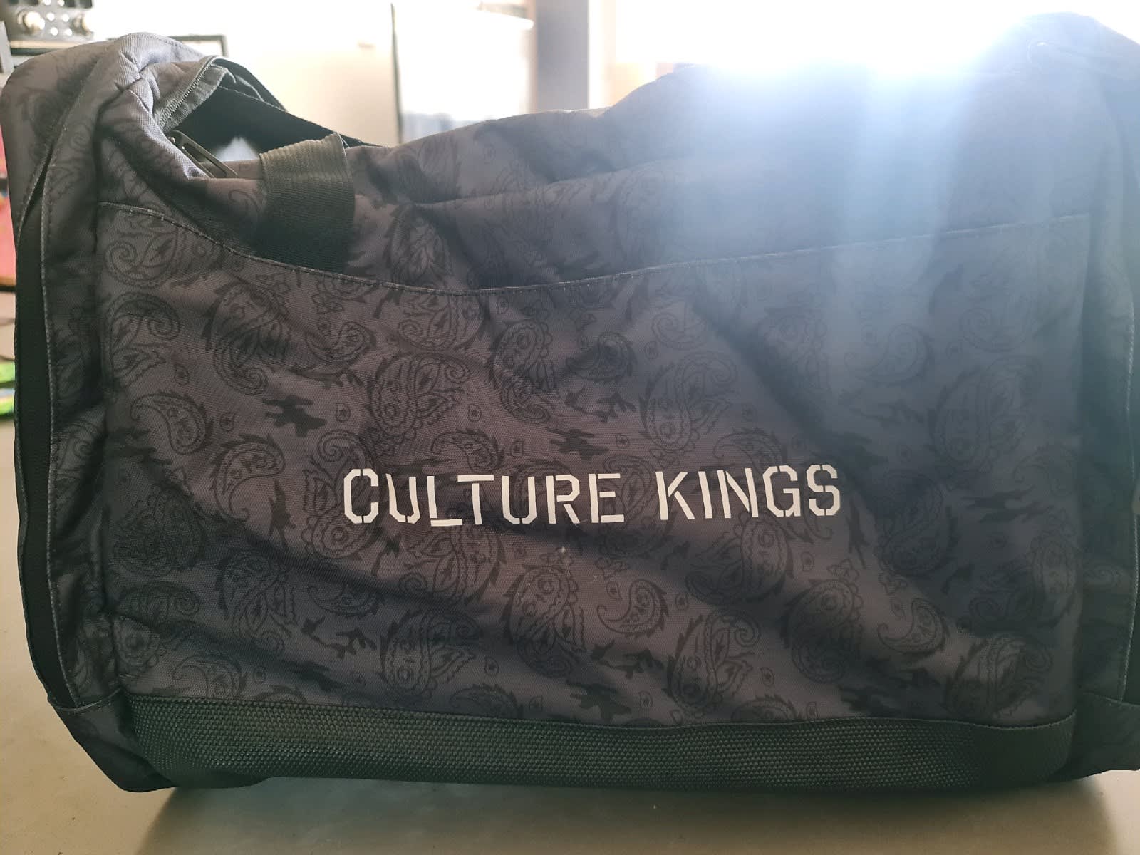 人気商品を激安通販 Culture Kings ダッフルバッグ dgipr.kpdata.gov.pk