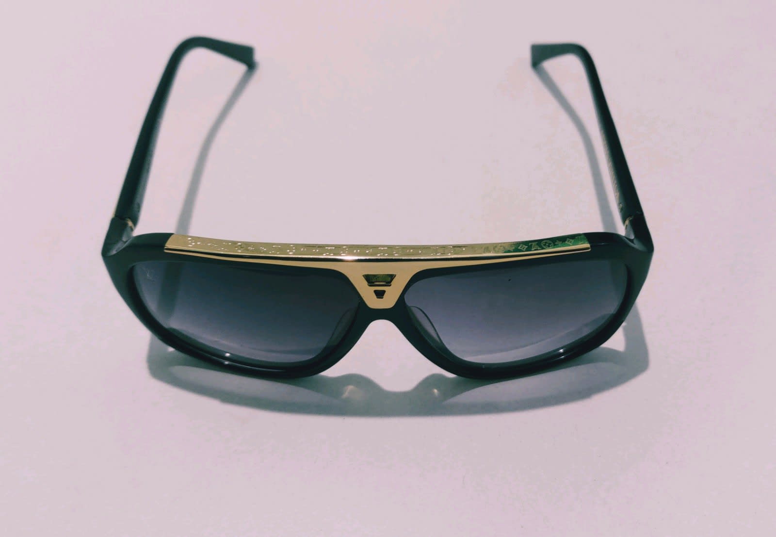 Louis Vuitton Attitude Sunglasses, Accessories, Gumtree Australia Gold  Coast South - Burleigh Heads