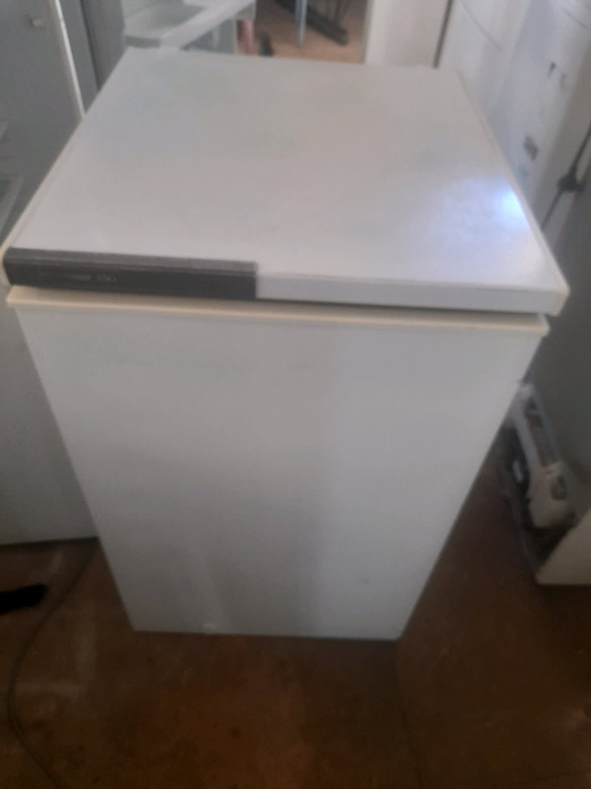 westinghouse 150 litre chest freezer