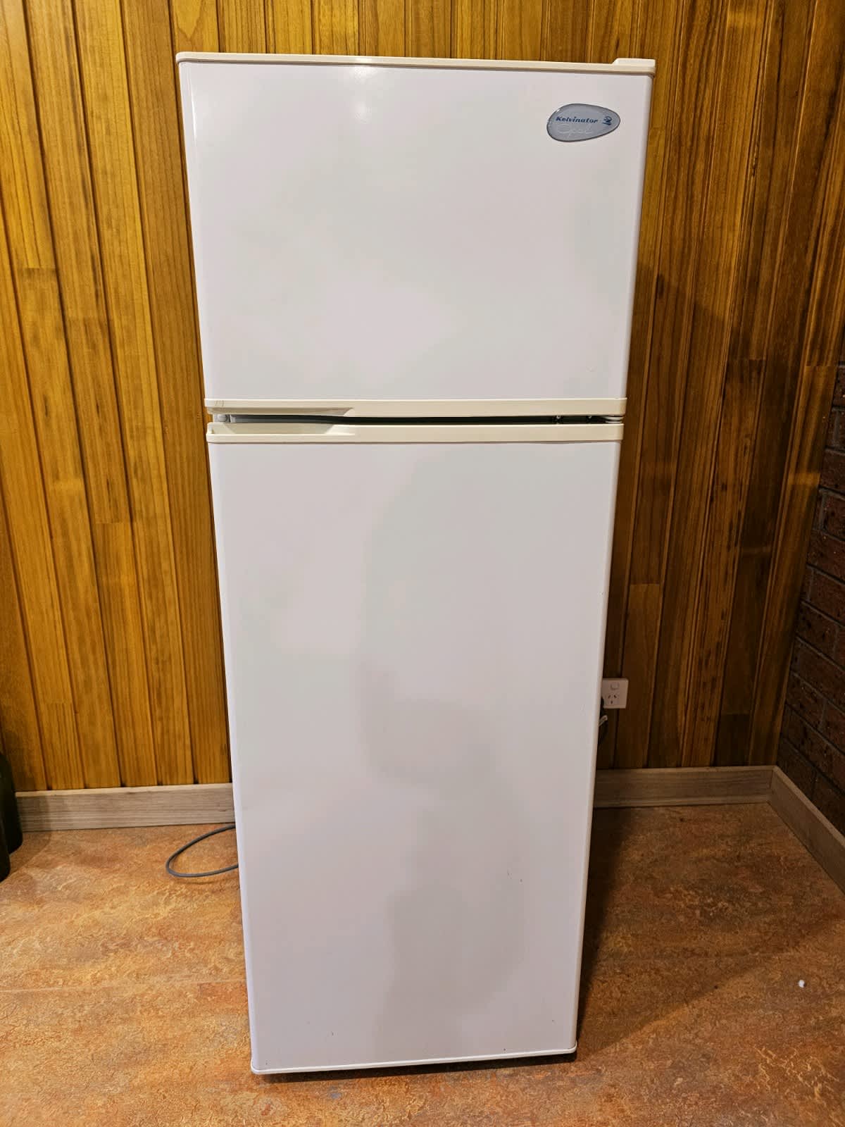 kelvinator m130c