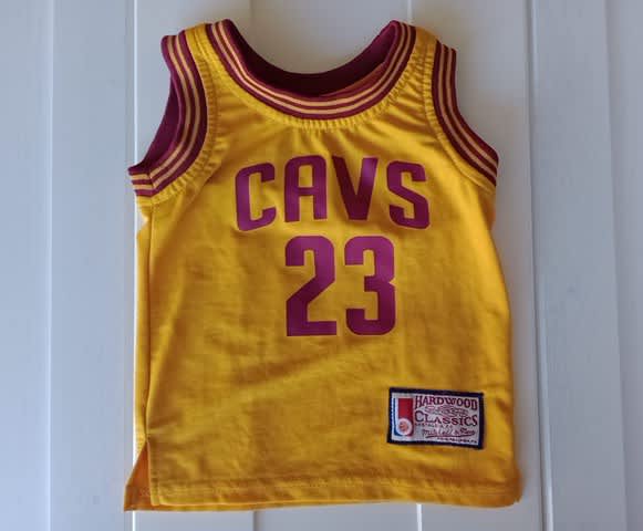 LA Lakers Lebron James genuine youth Jerseys, Kids Clothing, Gumtree  Australia Maitland Area - Bolwarra Heights