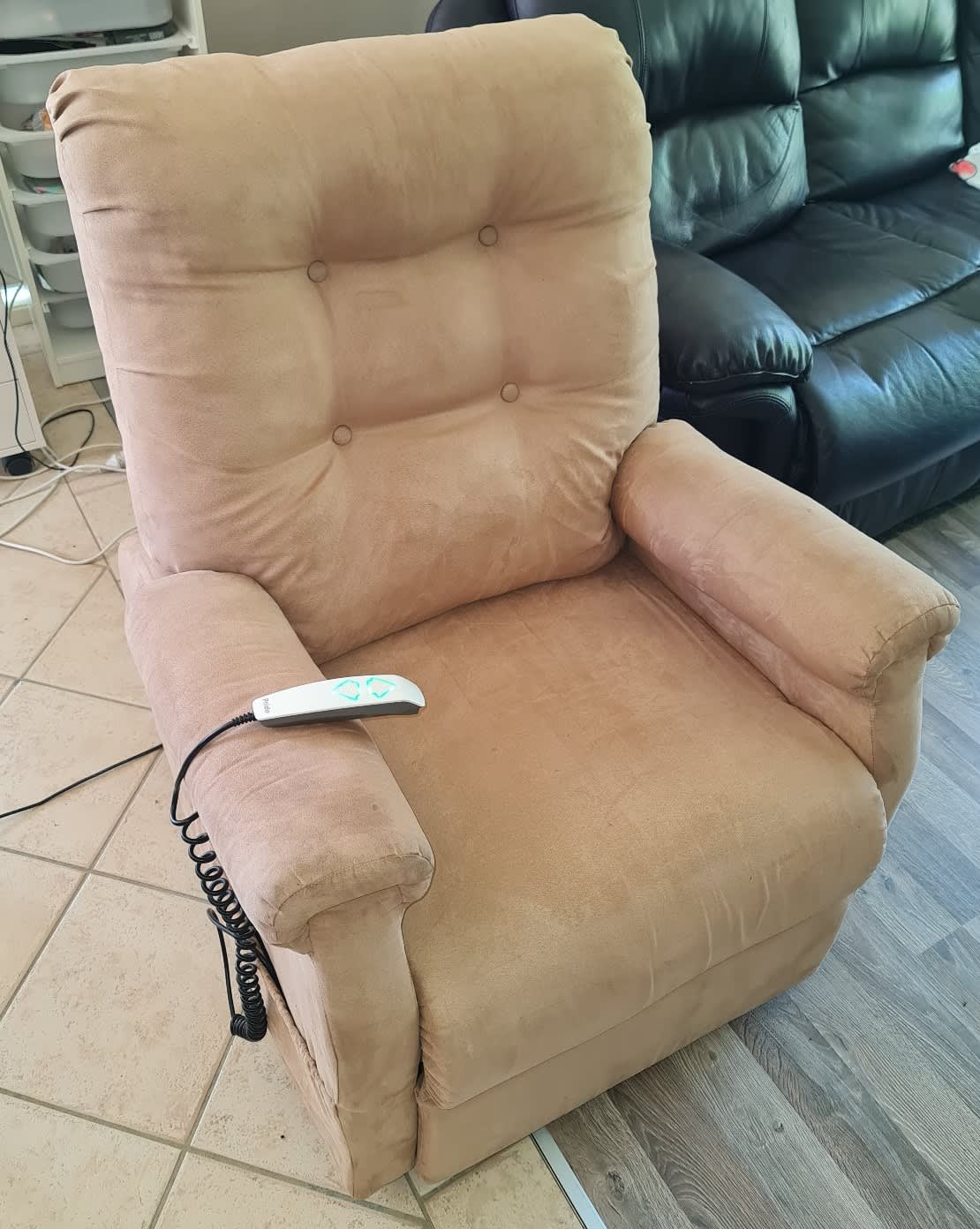 electric recliner chair gumtree