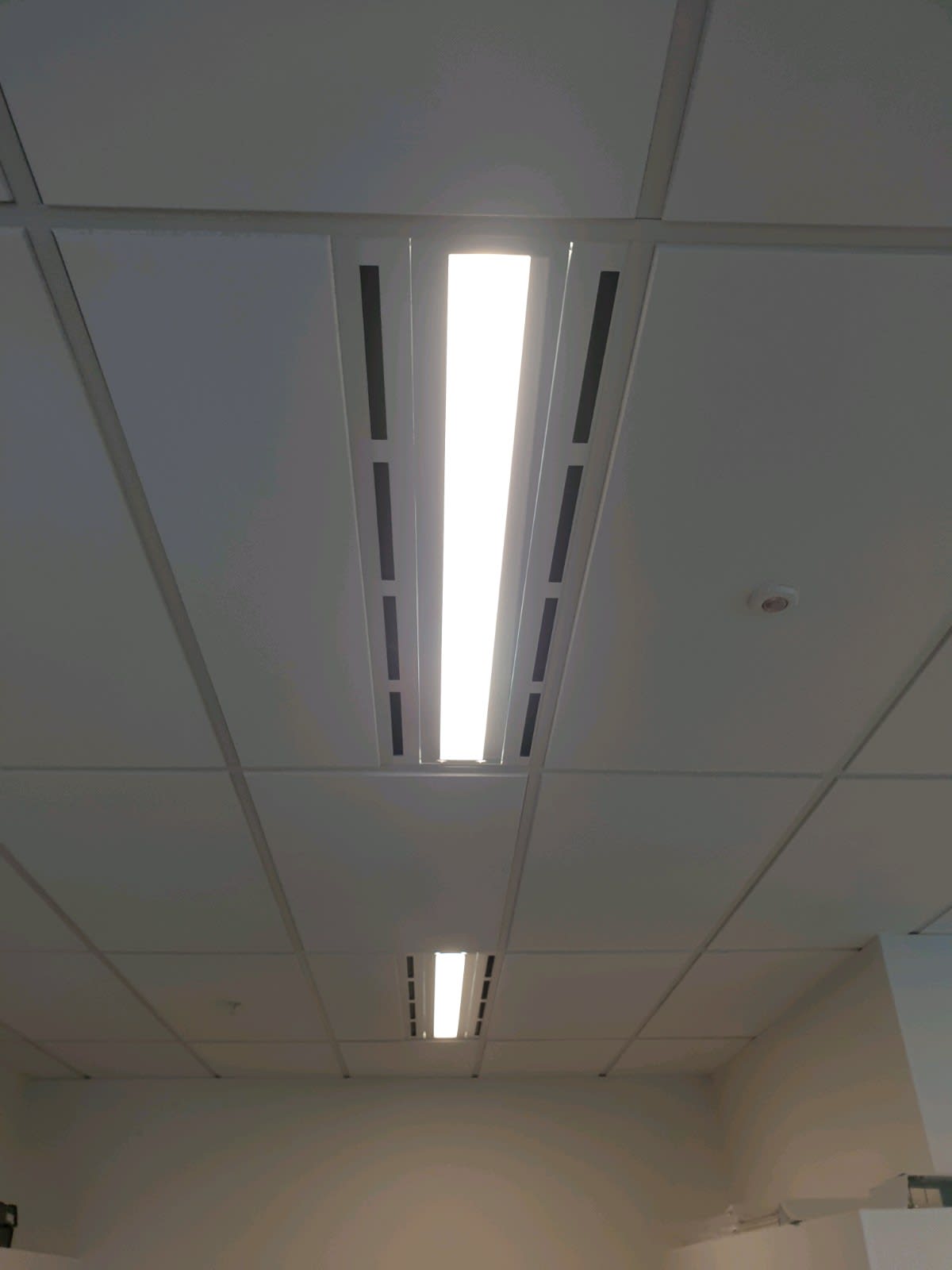 used fluorescent light fixtures for sale