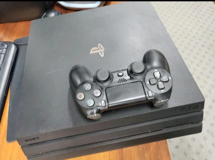 ps4 pro gumtree