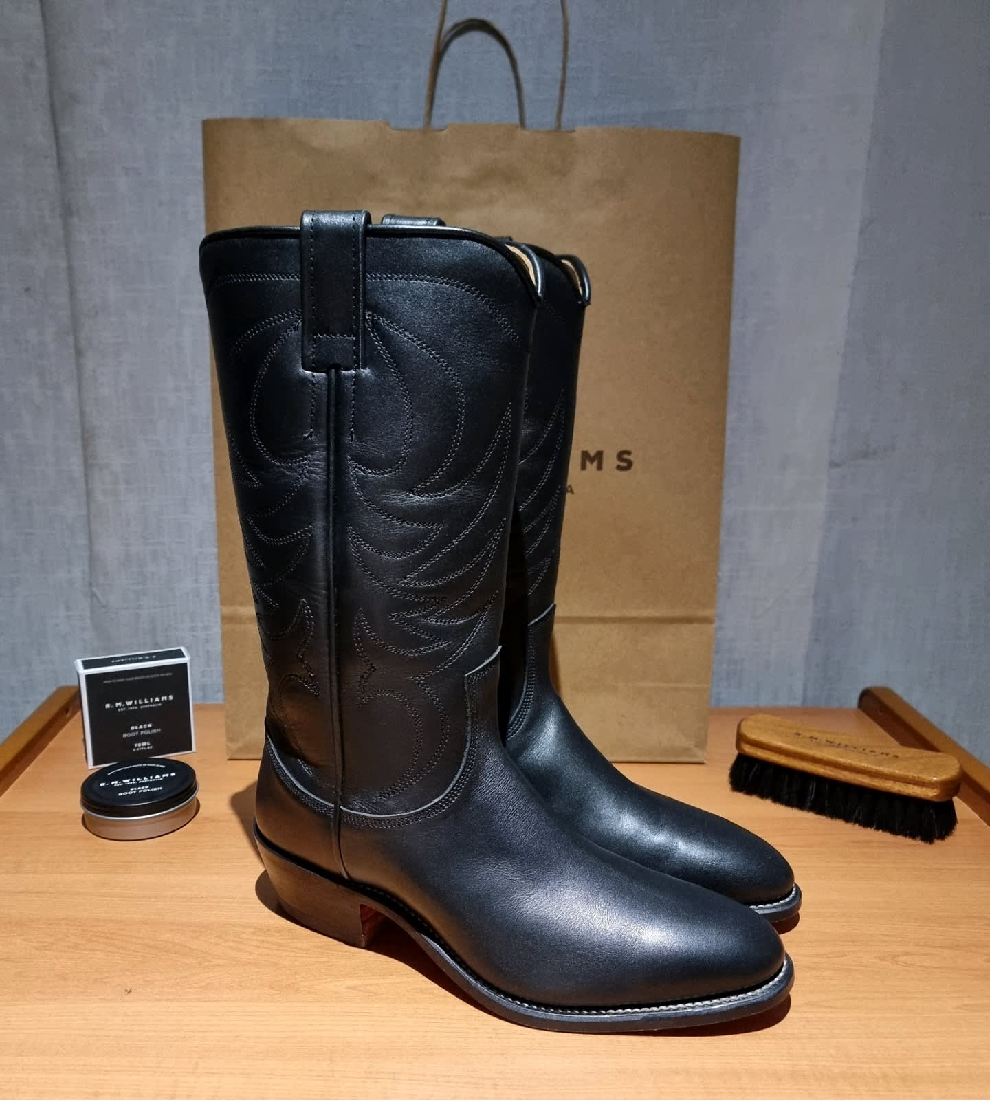 R.M.Williams - Men's Comfort Tambo Boot, Black, (Size 7.5)