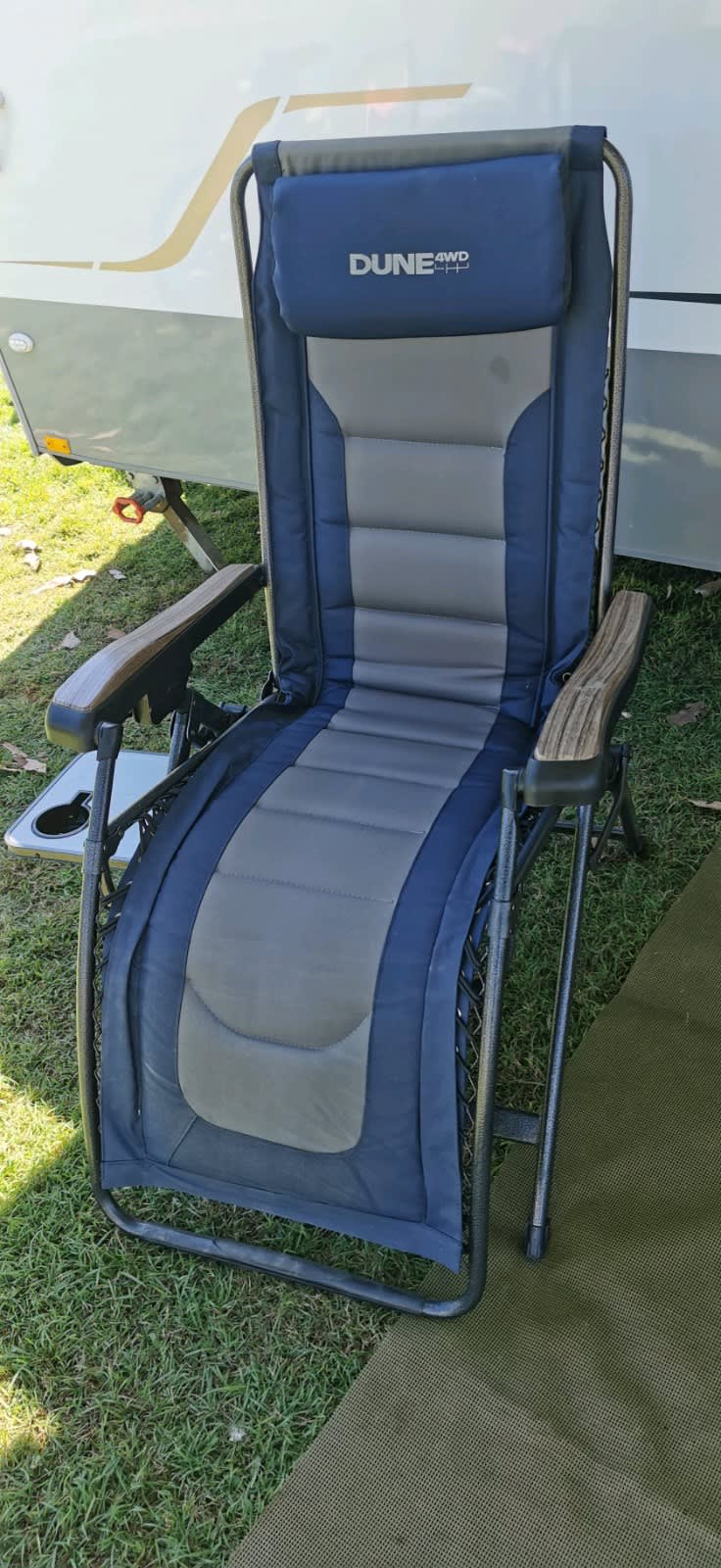 dune 4wd deluxe lounge recliner