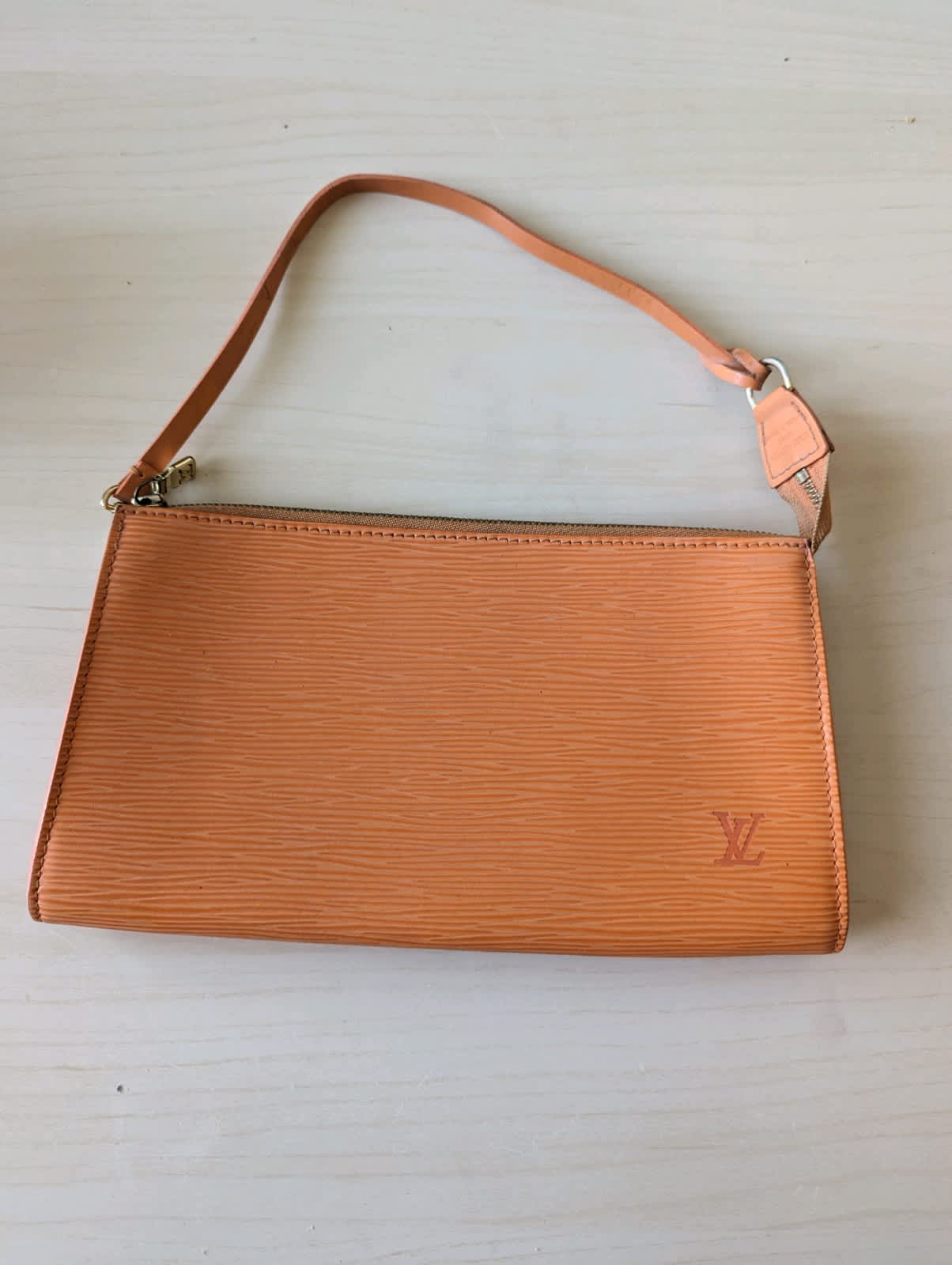 Authentic Louis Vuitton bag wallet pouch clutch, Bags, Gumtree Australia  Caboolture Area - Narangba