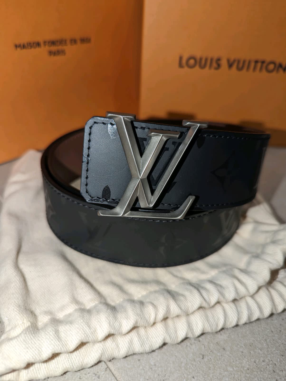 Louis Vuitton Belt - Black, Accessories, Gumtree Australia Hornsby Area -  Hornsby