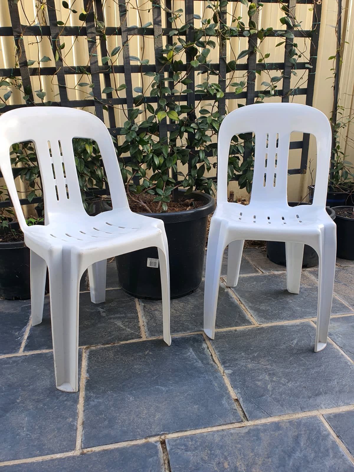 sturdy plastic patio chairs