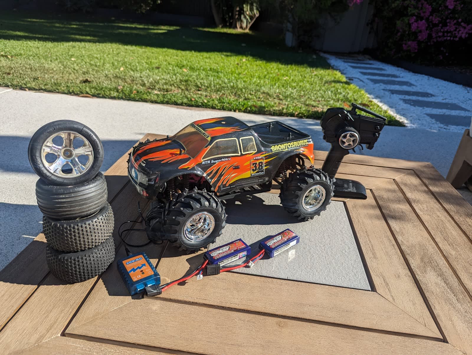 Traxxas gumtree store