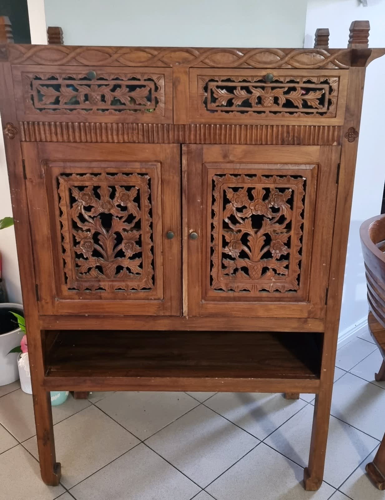 Balinese Tv Sydney Matttroy