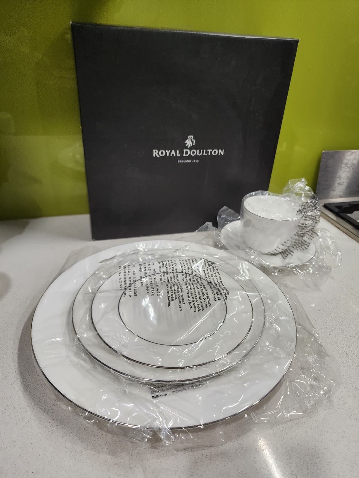 royal doulton platinum | Dinnerware | Gumtree Australia Free Local