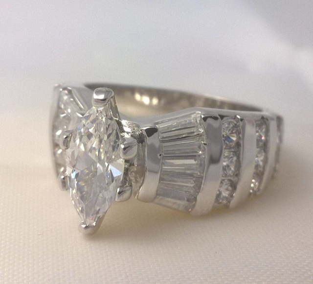 GFilled Ladies 18ct gold simulated diamond ring wedding engagement